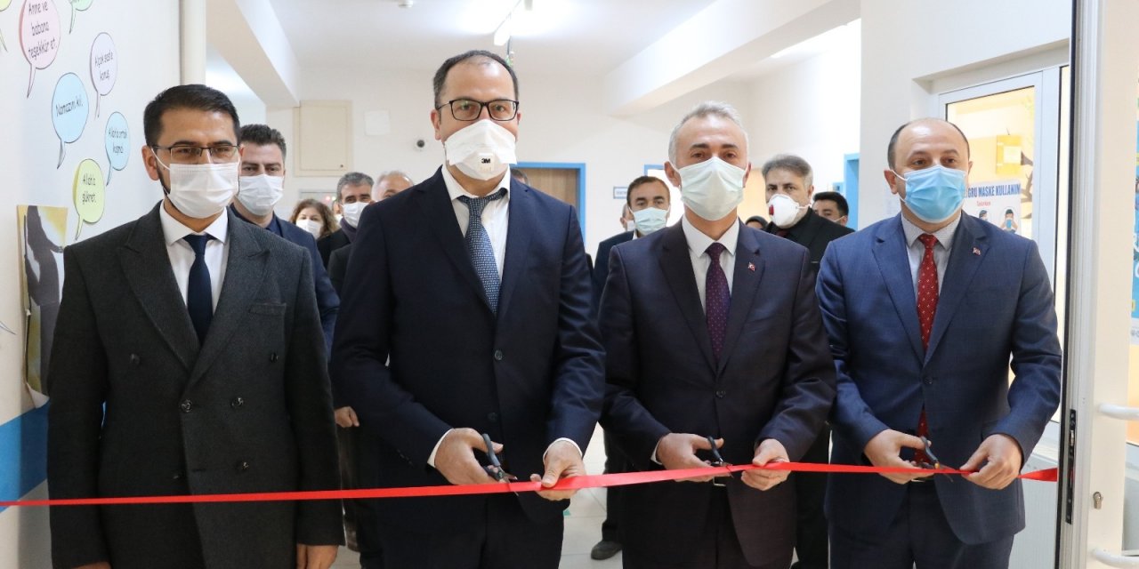 Amasya’da Kütüphane Açıldı