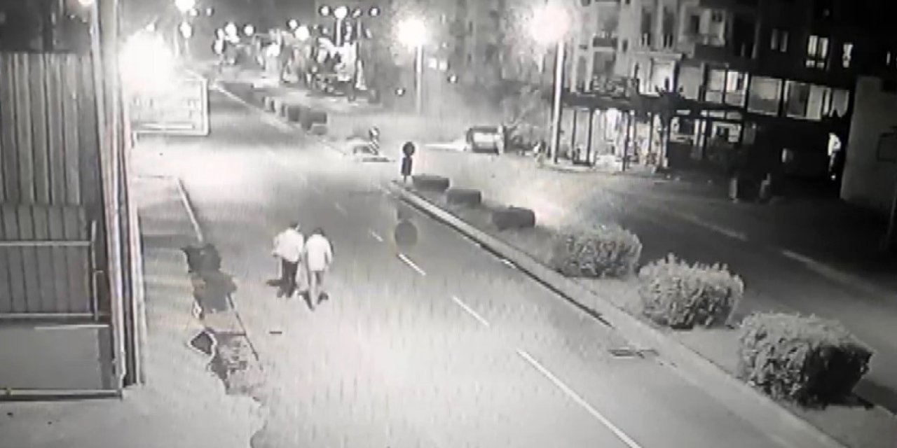 Mersin’de Baba Ve Oğlunun Hayatını Kaybettiği Kaza Kamerada