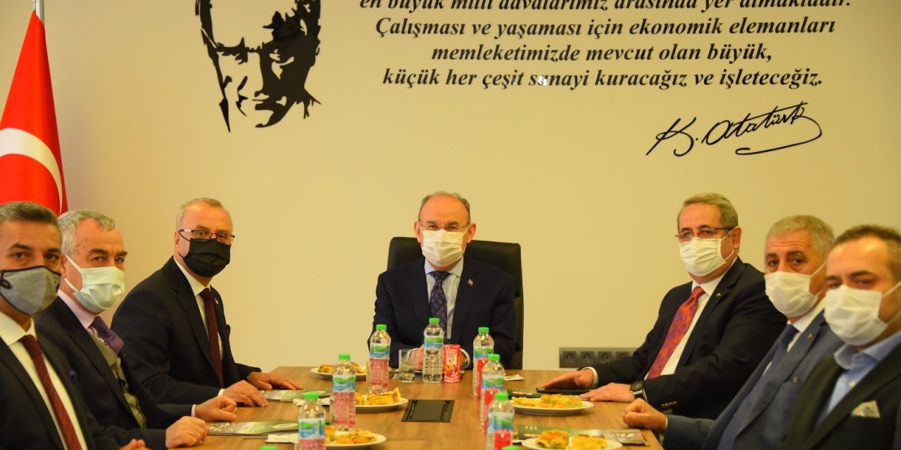 Salihli Osb’de Yılın İlk Toplantısı Yapıldı