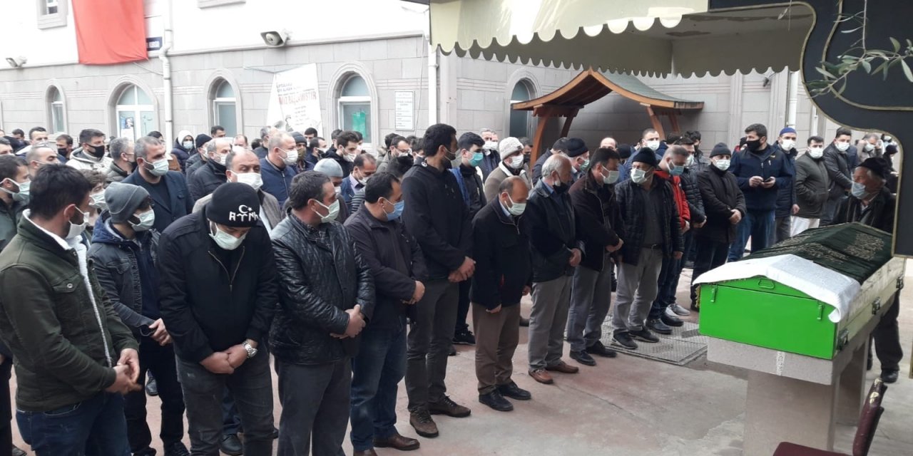 Irak’ta İnşaattan Düşerek Ölen İşçi Kocaeli’de Toprağa Verildi
