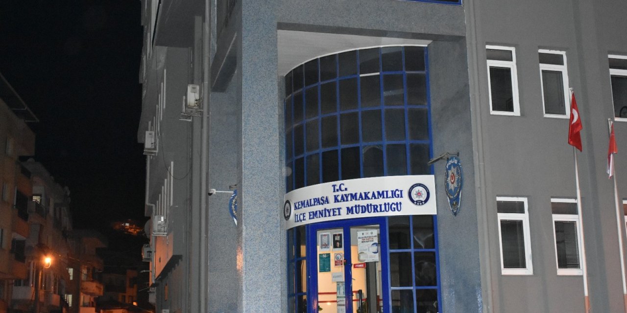 İ̇zmir’de Uyuşturucu Satıcılarına Darbe: 2 Şüpheli Tutuklandı