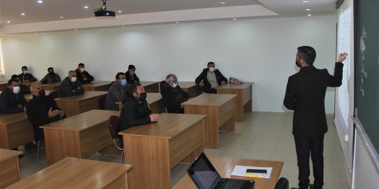 Aylık 5 Bin Lira Maaşla Çalıştıracak Çoban Bulamıyorlar