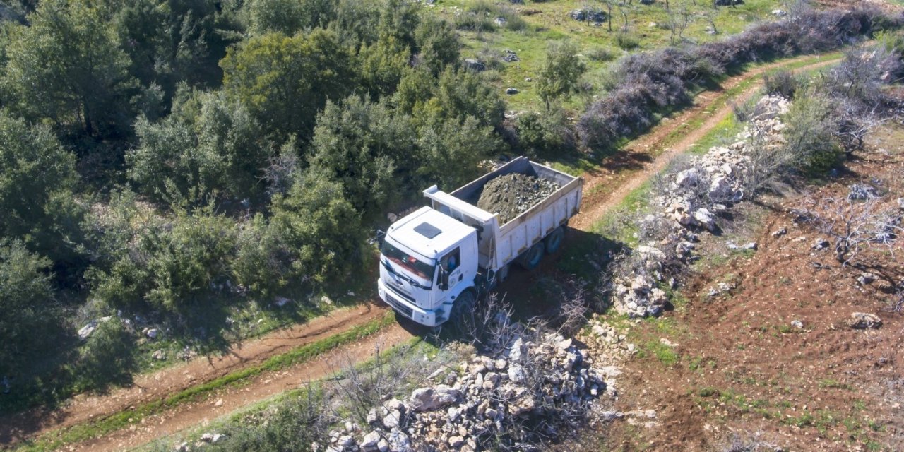 Araban’da Yollara Bahar Bakımı