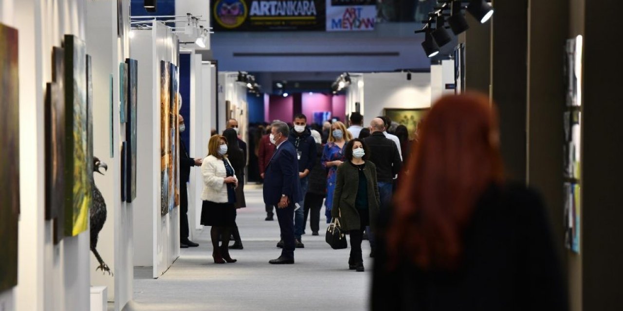 Atatürk Üniversitesi, Artankara Çağdaş Sanat Fuarında Yerini Aldı