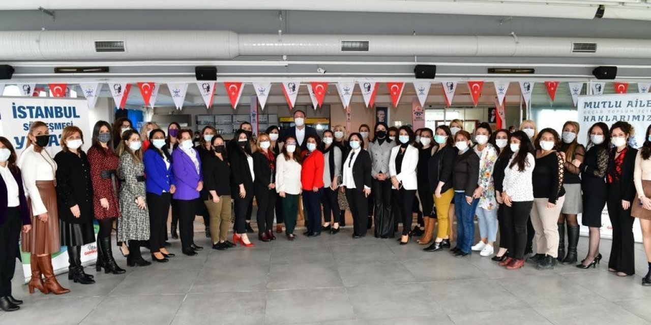 Çiğli’de Kadına Yönelik Hayata Geçirilen Projeler Anlatıldı