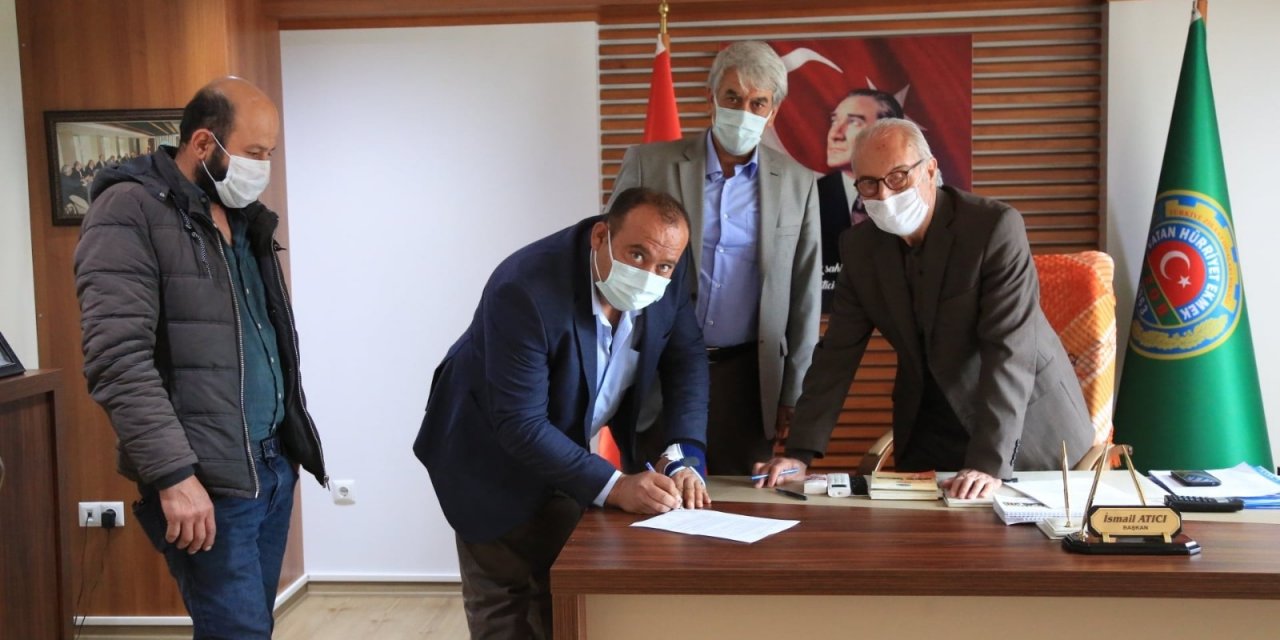 Milaslı Pamuk Çiftçisine Makineli Hasat Garantisi
