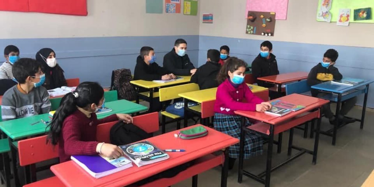 Kaymakam Zeyrek’in Köy Ziyaretleri Sürüyor