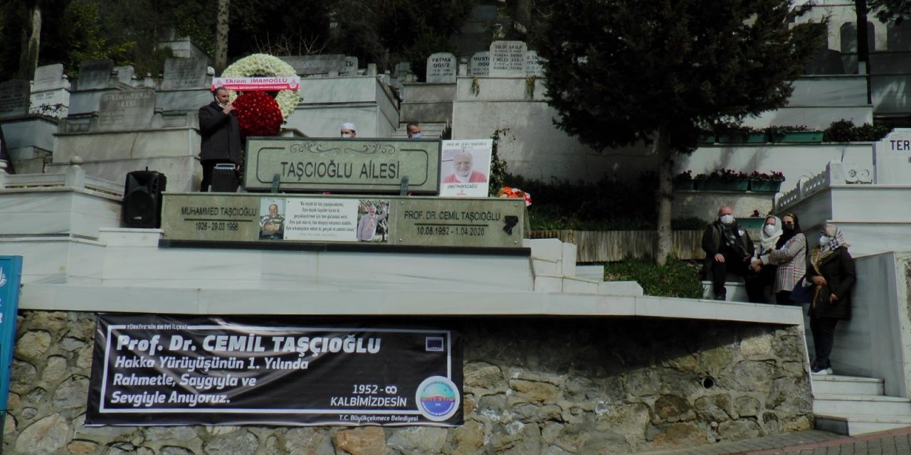 “hocaların Hocası” Cemil Taşçıoğlu Vefatının 1. Yıl Dönümünde Kabri Başında Anıldı