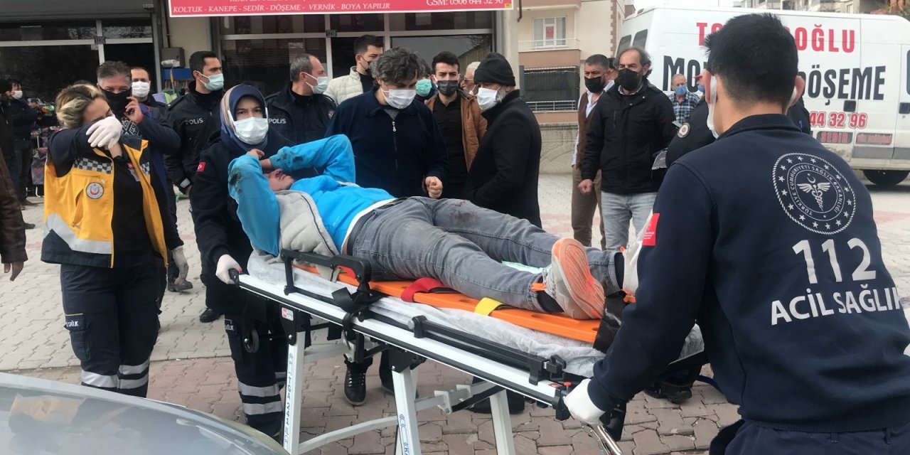 Evlenmek İstediği Kız Verilmeyince Hem Kendini Hem Kızın Dedesini Vurdu