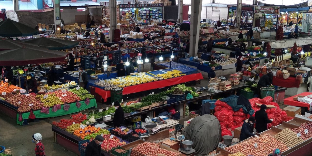 Korona Virüs Yasakları Nedeniyle Halk Pazarının Günü Değişti
