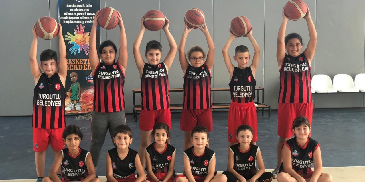 Turgutlu Belediyesi Basketbol Akademi Kapılarını Açıyor