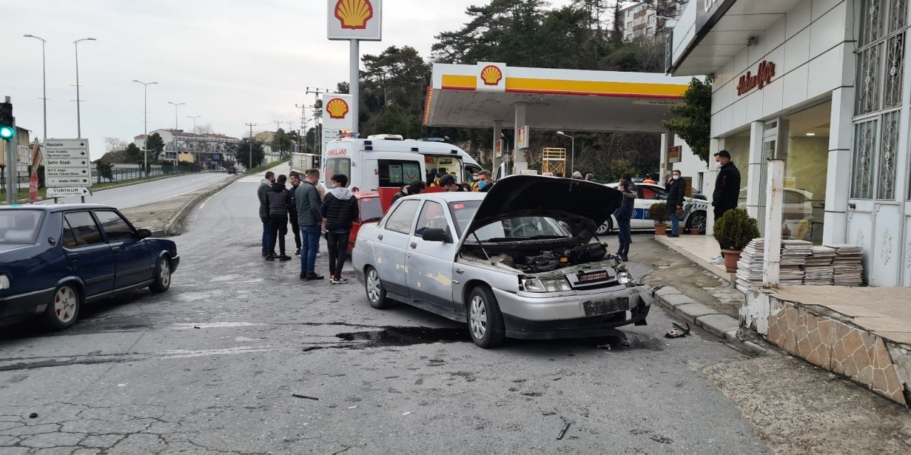 Zonguldak’ta Trafik Kazası: 1 Yaralı