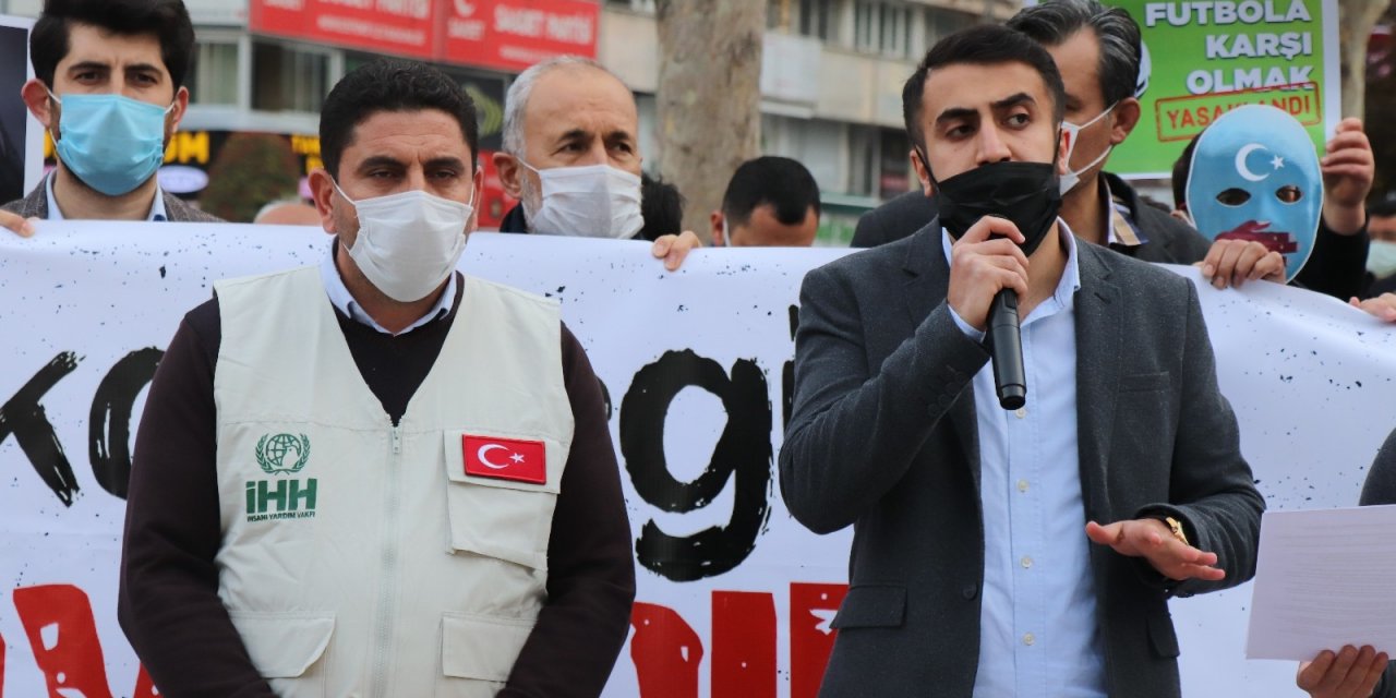 Denizli’de Stk’lardan Doğu Türkistan’daki Soykırıma Kınama Ü