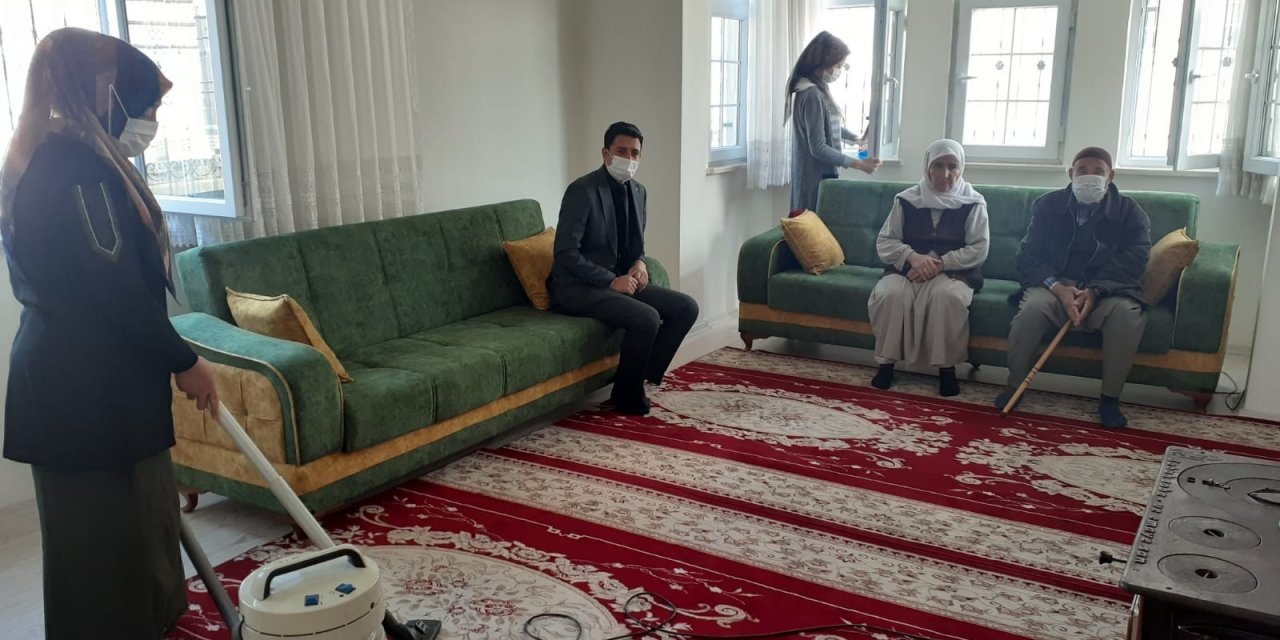 Yaşlı Ve Engellilerin Evleri Pırıl Pırıl