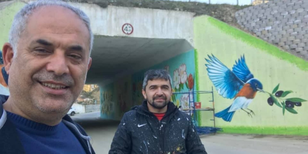 Hayvan Ve Doğa Resimleri Belde Girişine Güzellik Kattı