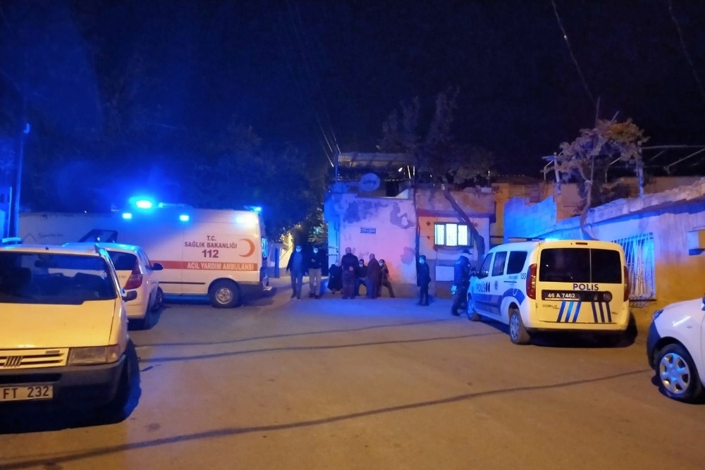 Yalnız yaşayan kadın evinde ölü bulundu