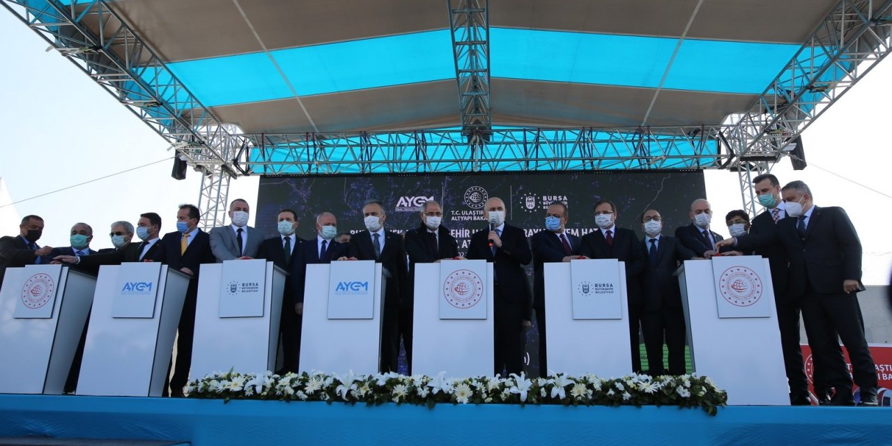 Bakan Karaismailoğlu, Bursa Şehir Hastanesi Metro Hattının Temelini Attı