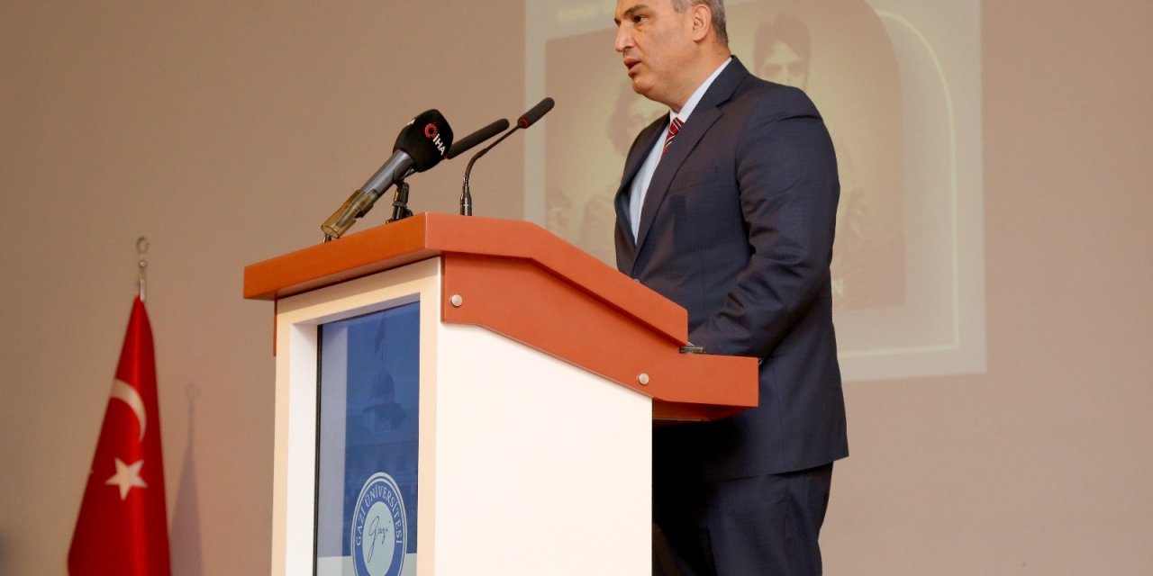 Kanun Sanatçısı Otizmli Burak’ın Verdiği Konser Nefes Kesti