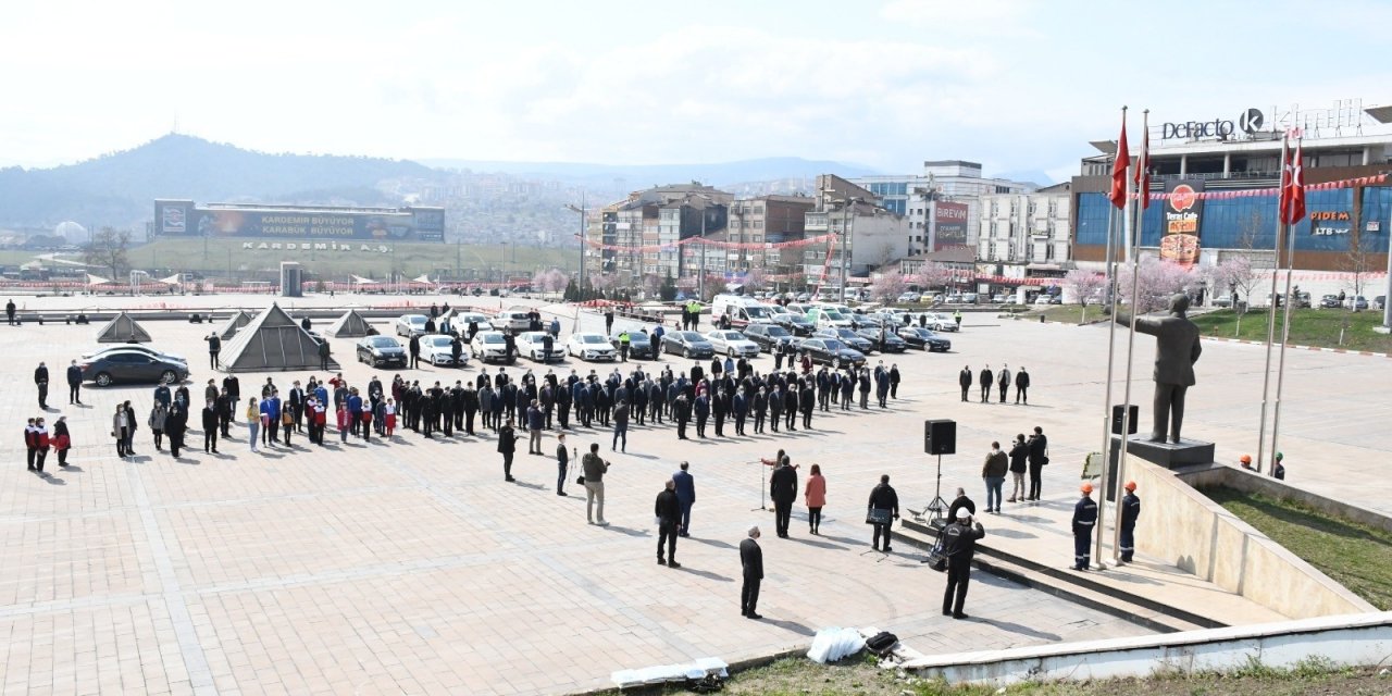 Türk Ağır Sanayisinin İlk Fabrikası Kardemi̇r’in Temelinin Atılmasının 84. Yılı