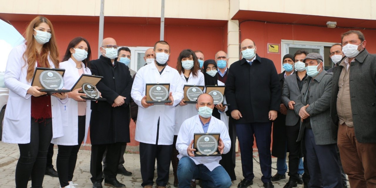 Başkan Orhan’dan Sağlık Çalışanlarına Kanser Haftası Sürprizi