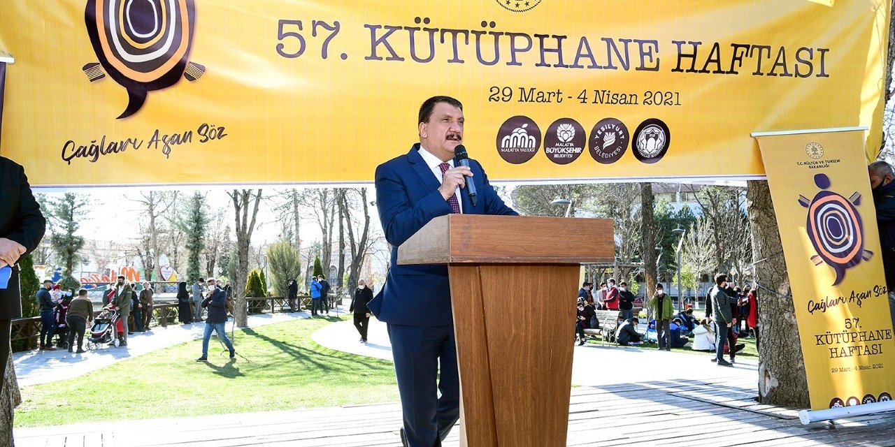Kütüphaneler Haftası Düzenlenen Programla Kutlandı