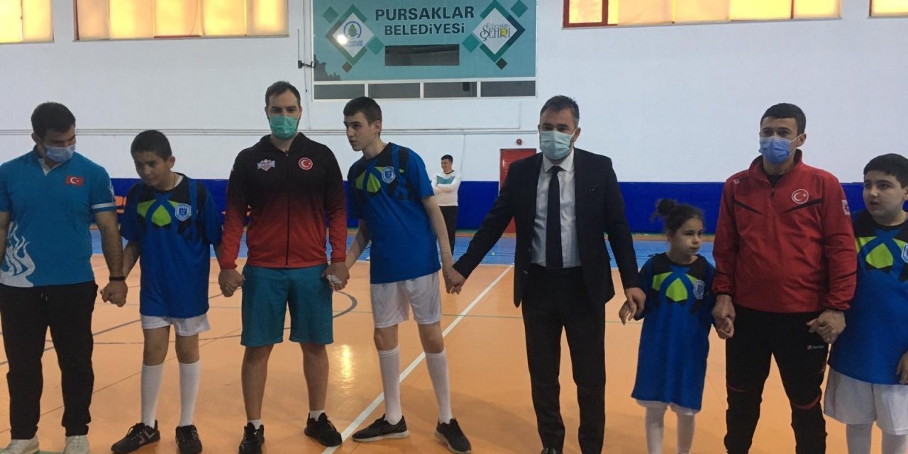Ragbi Sporuyla Otizmli Çocuklara Farkındalık