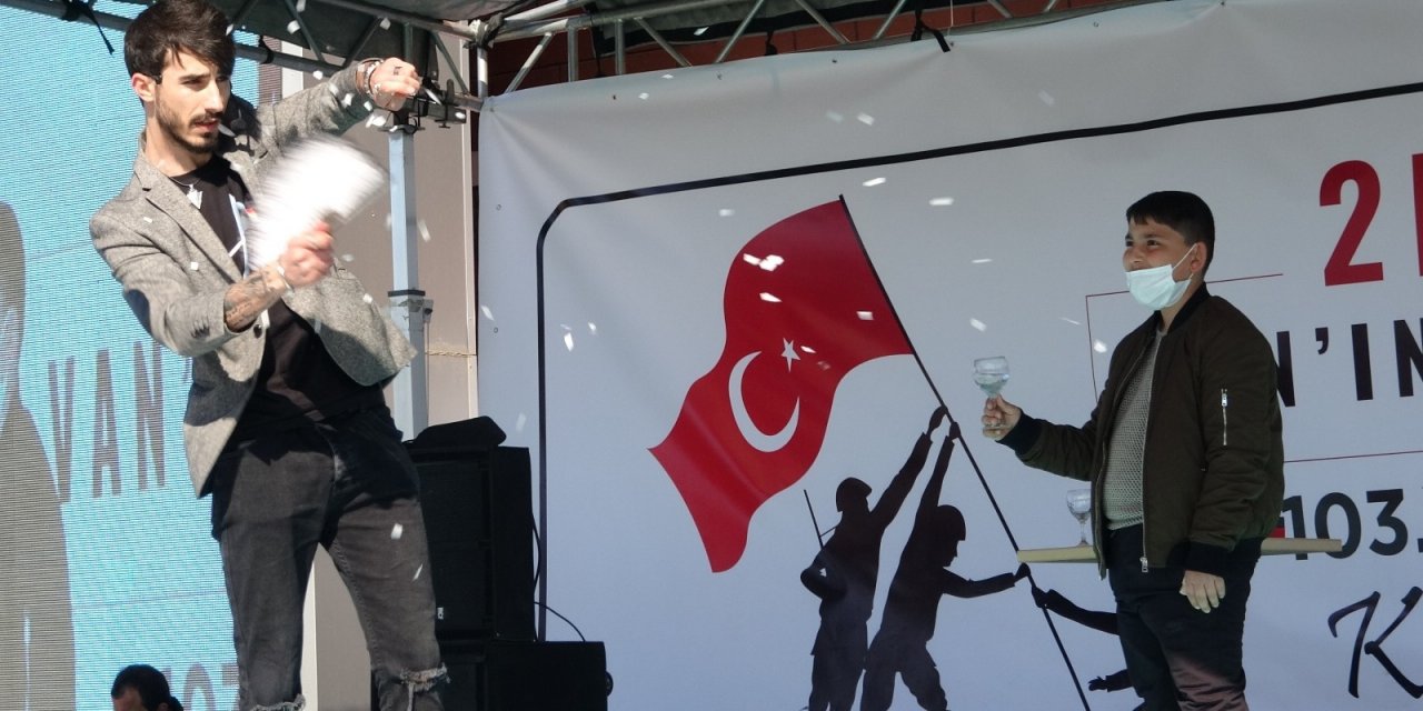 Van Gölü Sahilinde Kurtuluş Etkinlikleri