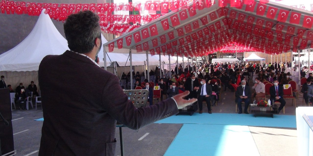 Van’ın Düşman İşgalinden Kurtuluşu Yöresel Türkülerle Kutlandı
