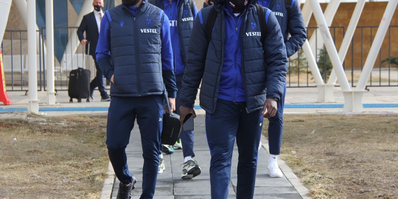 Trabzonspor Kafilesi Sivas’a Geldi