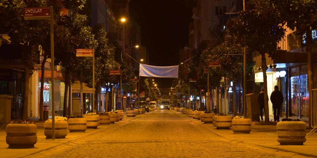Kısıtlamalar Balıkesir’de Başladı
