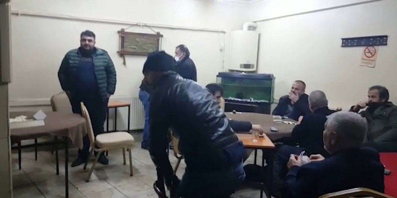 Kısıtlama Saatinde Kumar Oynayan 9 Kişiye 56 Bin Lira Ceza