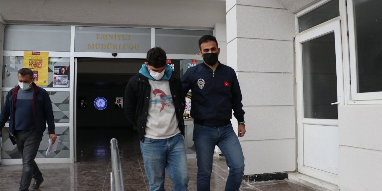 15 Saat İçinde 2 Kapkaç, 1 Gasp Yaptı