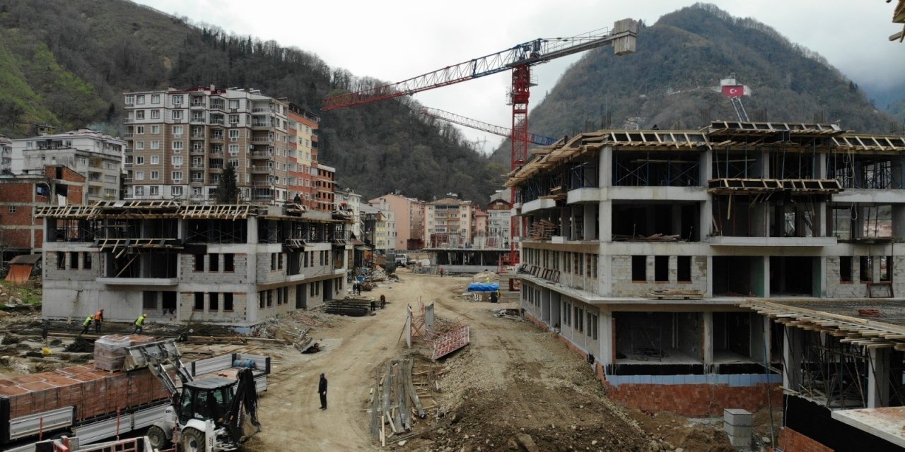 Tıpkı Dereli Gibi Yeniden İmar Ediliyor