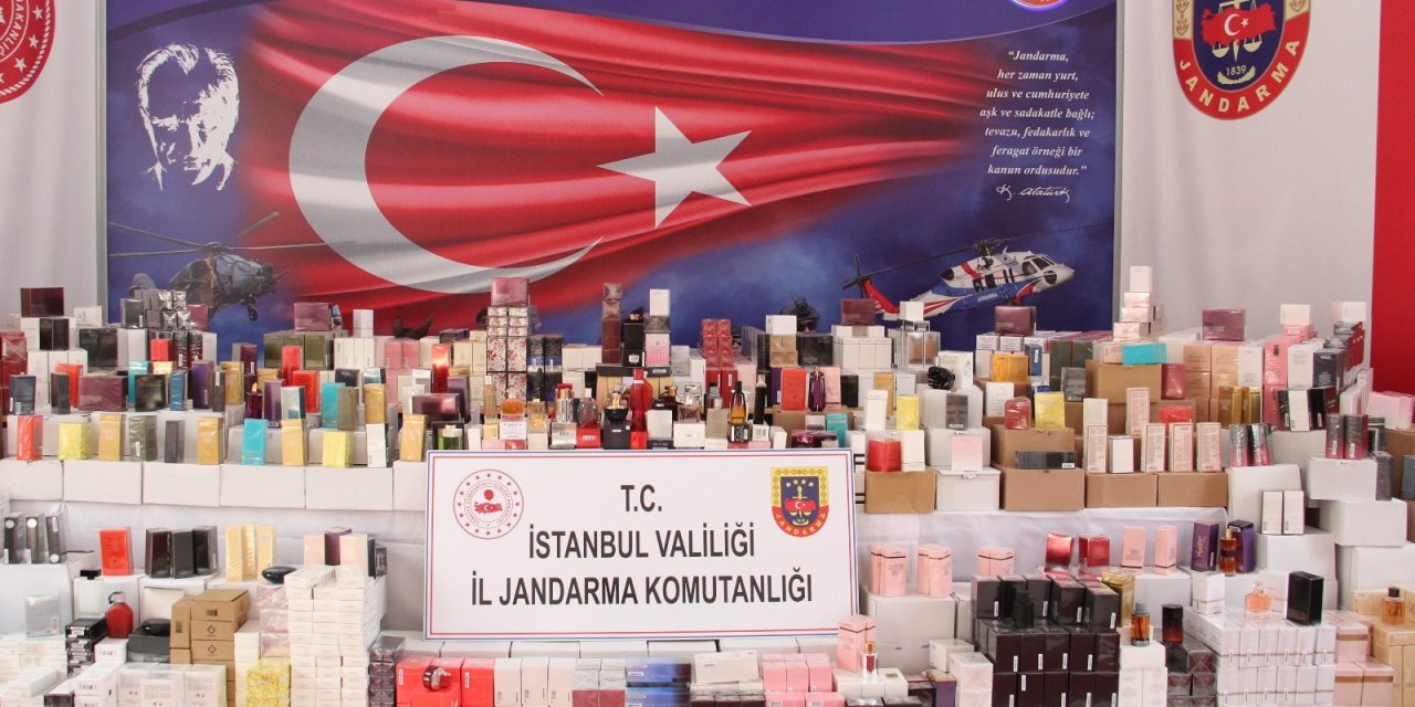 Jandarmadan Sahte Parfüm Operasyonu:20 Bin Şişe Sahte Parfüm Ele Geçirildi