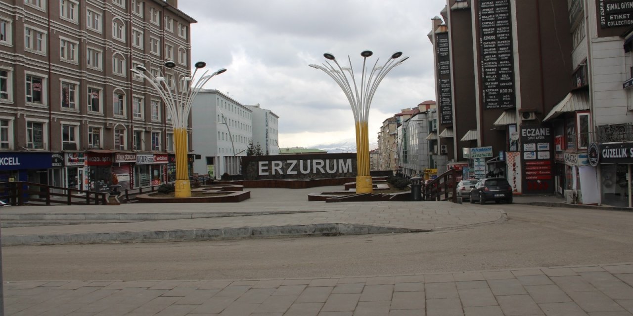 Erzurum’da Sokaklar Sessiz Kaldı
