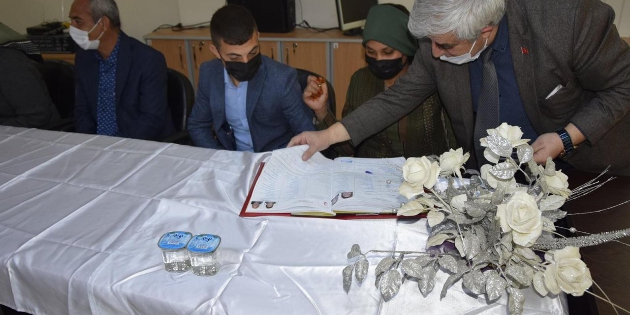 Afyonkarahisar’da Toplu Nikah Töreni