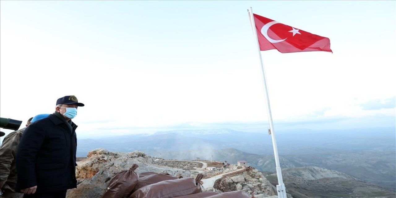 Akar Ve Tsk Komuta Kademesi Geceyi Şırnak’ta Geçirdi, Namaz Dağı’nda Terörle Mücadele Tedbirlerini İnceledi