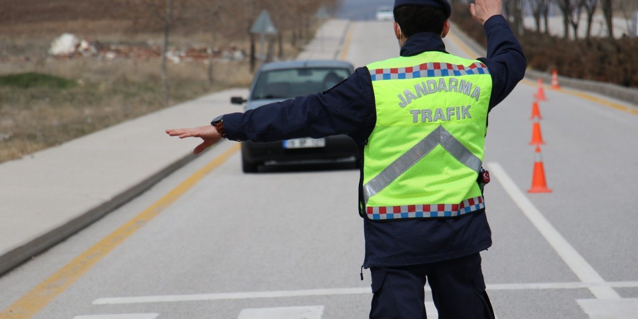 Çok Yüksek Riskli Ankara’da Kısıtlamalı Hafta Sonu