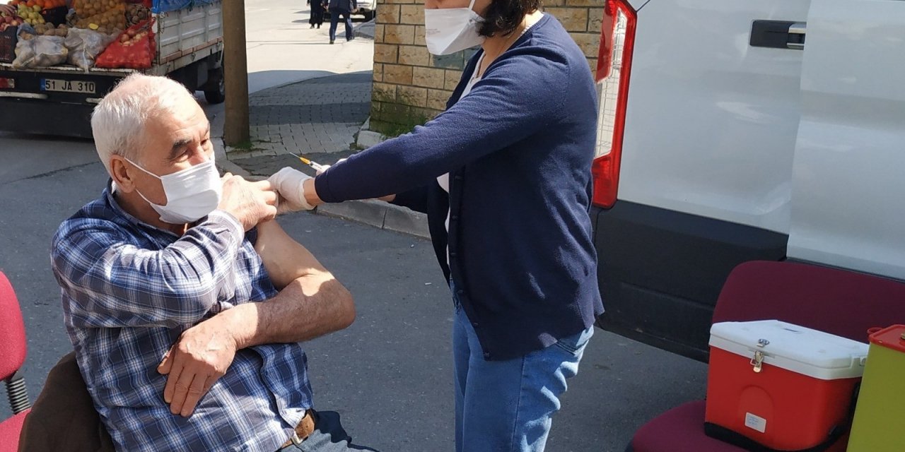 Sultanbeyli Kaymakamlığı 65 Yaş Ve Üstü Vatandaşların Aşılanması İçin Seferberlik Başlattı