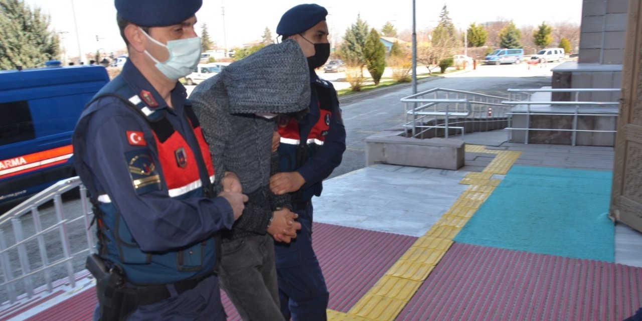 Başından Vurulmuş Bulunan Genç Kızın Soruşturmasında 3 Şüpheli Adliyeye Sevk Edildi