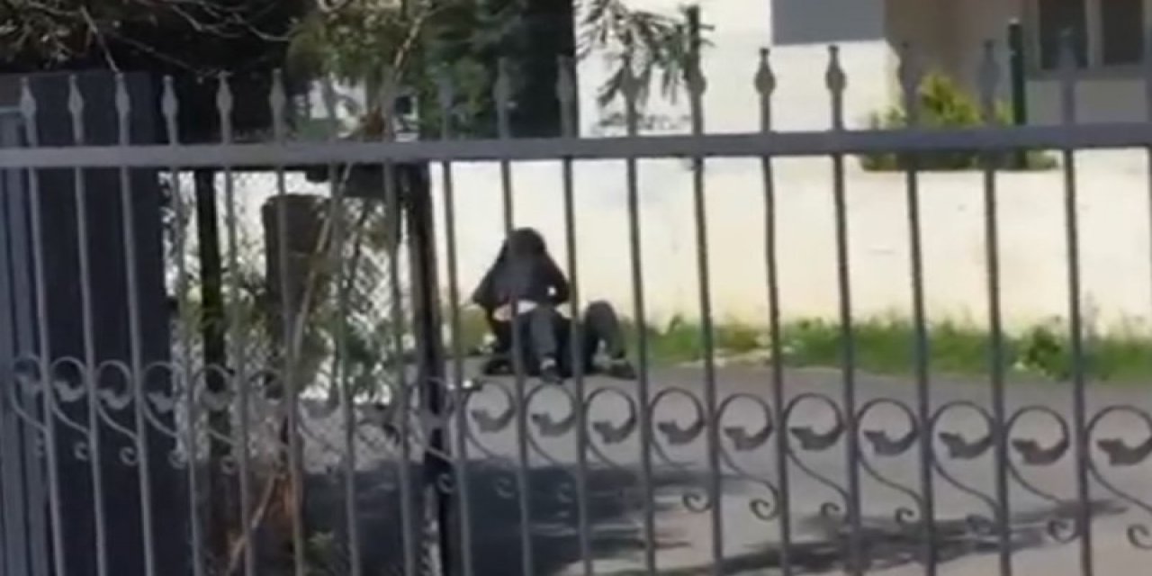 Kadın Yere Yatırdığı Şahsı ’paramı Ver’ Diyerek Darp Etti