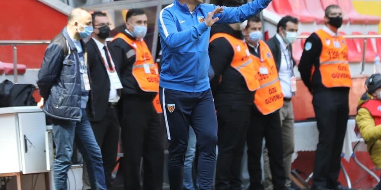 Hamza Hamzaoğlu İlk Maçına Çıktı