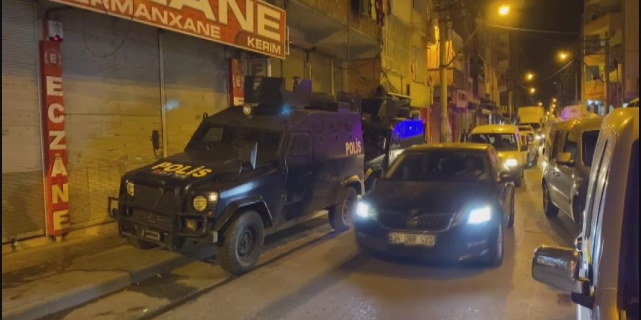 İ̇ki Grup Çatıştı, 10 Yaşındaki Çocuk Arada Kaldı