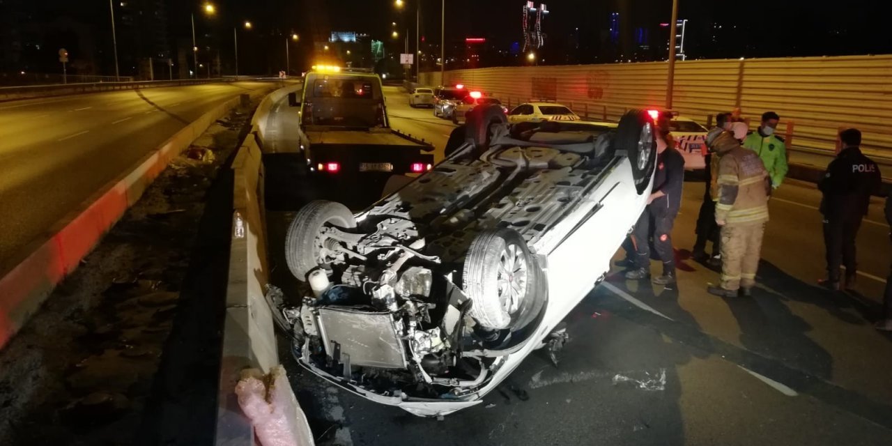 İ̇zmir’de Otomobil Takla Attı: 1 Yaralı