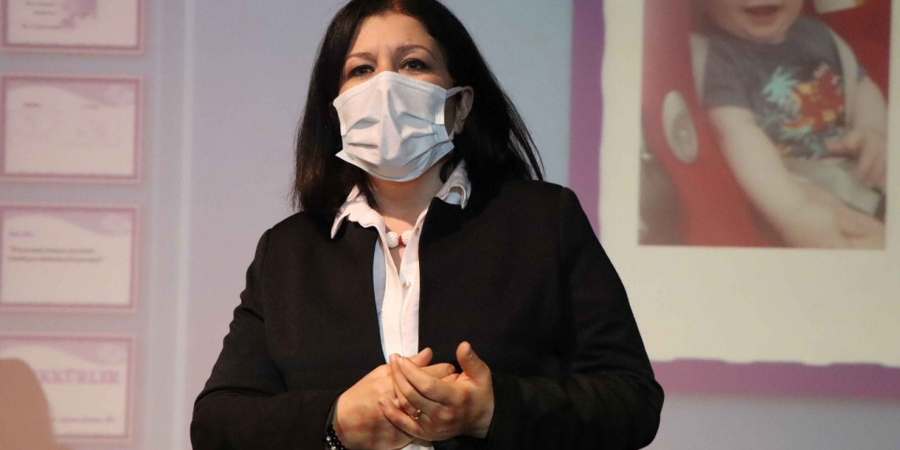 Kuşadası Belediyesi’nden ‘sağlıklı Hamilelik’ Semineri