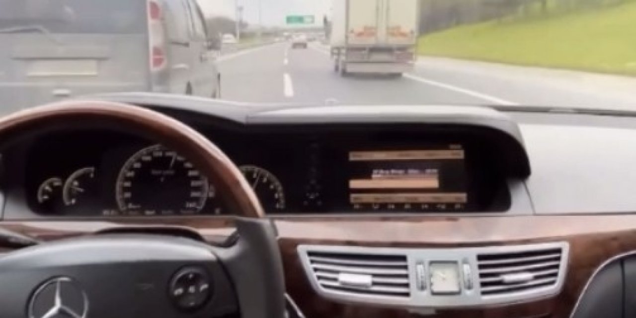 Tem Otoyolu’nda Lüks Otomobilli “makas” Terörü Kamerada