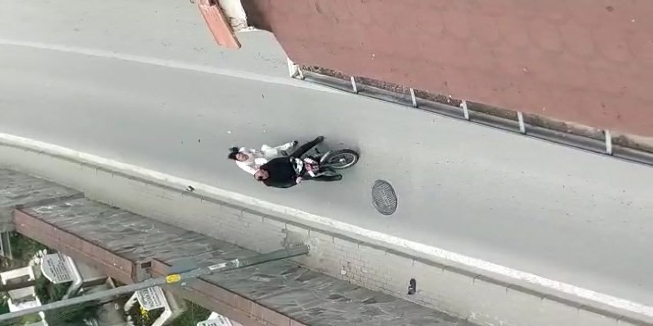 Aynı Kadın Yine Olay Çıkardı...o Anlar Kameraya Yansıdı