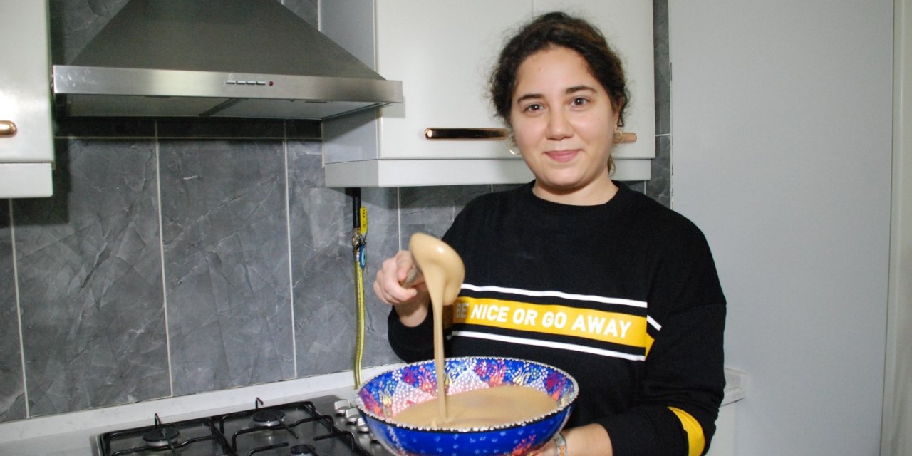 Unutulmuş Osmanlı Tatlılarının Tarifi Bir Tek Onda Var