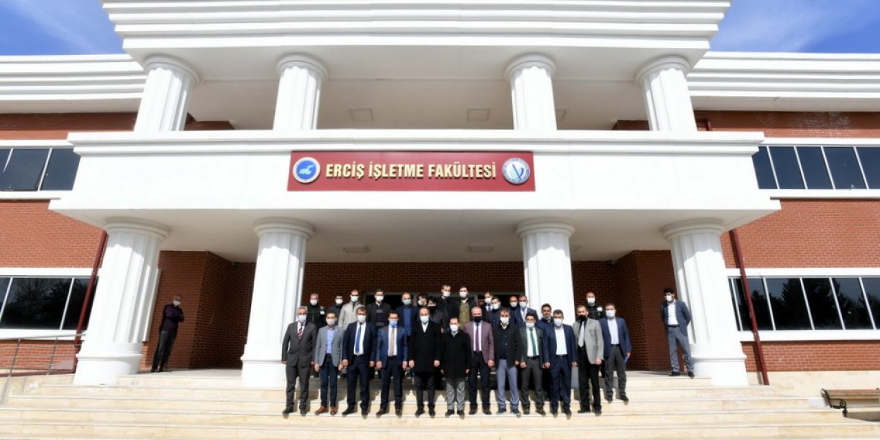 Rektör Şevli Erciş’te Bir Dizi Ziyarette Bulundu