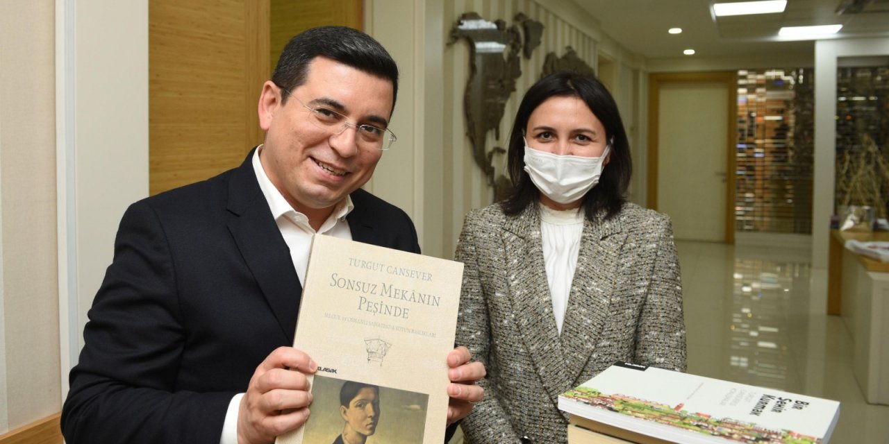 Cemil Meriç Kitaplığı’na, Mimar Turgut Cansever Seçkisi